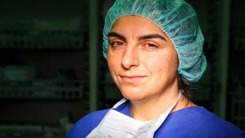 Alman Tıp Ödülü Avrupa'da Yapay Kalp Naklini Gerçekleştiren İlk Kadın Cerrah Dilek Gürsoy'a.