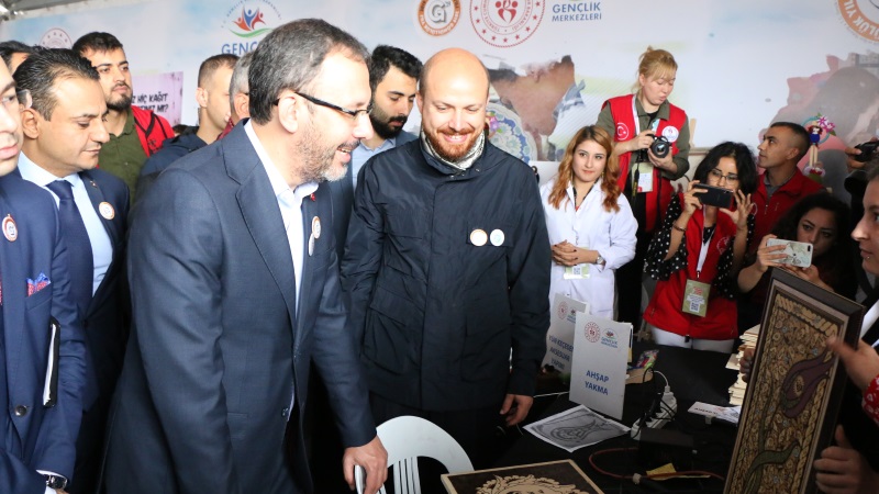 Bakan Kasapoğlu'ndan Etnospor Kültür Festivaline ziyaret