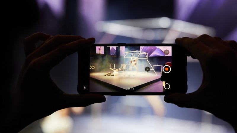 Oppo, Londra'da tanıtımını yaptığı yeni Reno2 serisinde çok iddialı