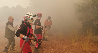 BAK Kadıköy, yangınla mücadele çalışmaları için Çanakkale'de