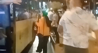 Kadıköy Otobüs Hattında Yolcular Arasında Büyük Arbede