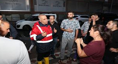 Sultangazi Belediye Başkanı Av. Abdurrahman Dursun İlçe halkının sorunlarına anında müdahale etti, çözüme kavuşturdu.