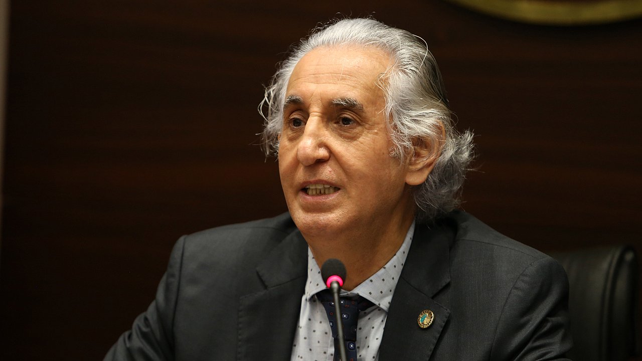 Bir ilacın ulaştırılmasının engellenmesi insanlık suçudur!