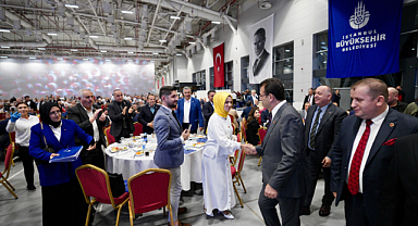 BİR MİLLETİN BAŞINA GELEBİLECEK EN GÜZEL ŞEY, MUSTAFA KEMAL ATATÜRK'TÜR