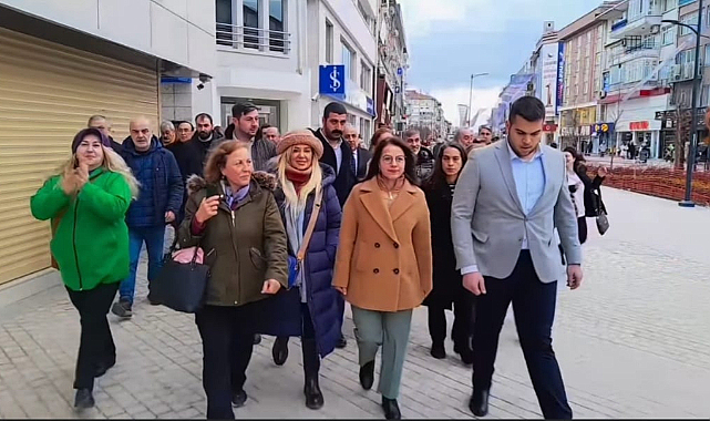 Mimar Esin Köymen'e halktan tam destek