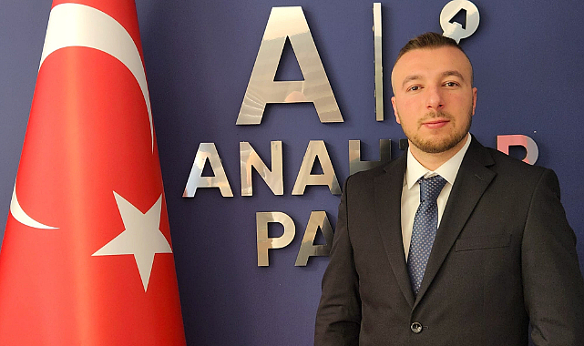 Anahtar Parti Kadıköy Gençlik Kolları Başkanlığı Batuhan Karaman'a Emanet