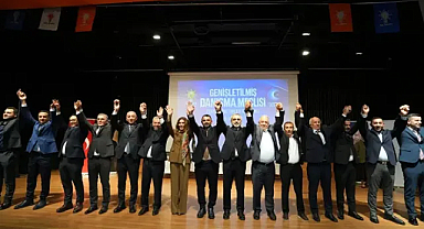 ATAŞEHİR BELEDİYE MECLİSİ’NDE DENGELER DEĞİŞTİ
