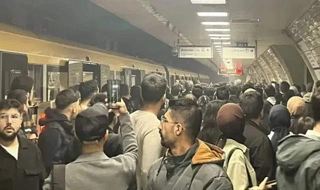 IHLAMURKUYU METRO İSTASYONU'NDA YANGIN! SEFERLER AKSADI